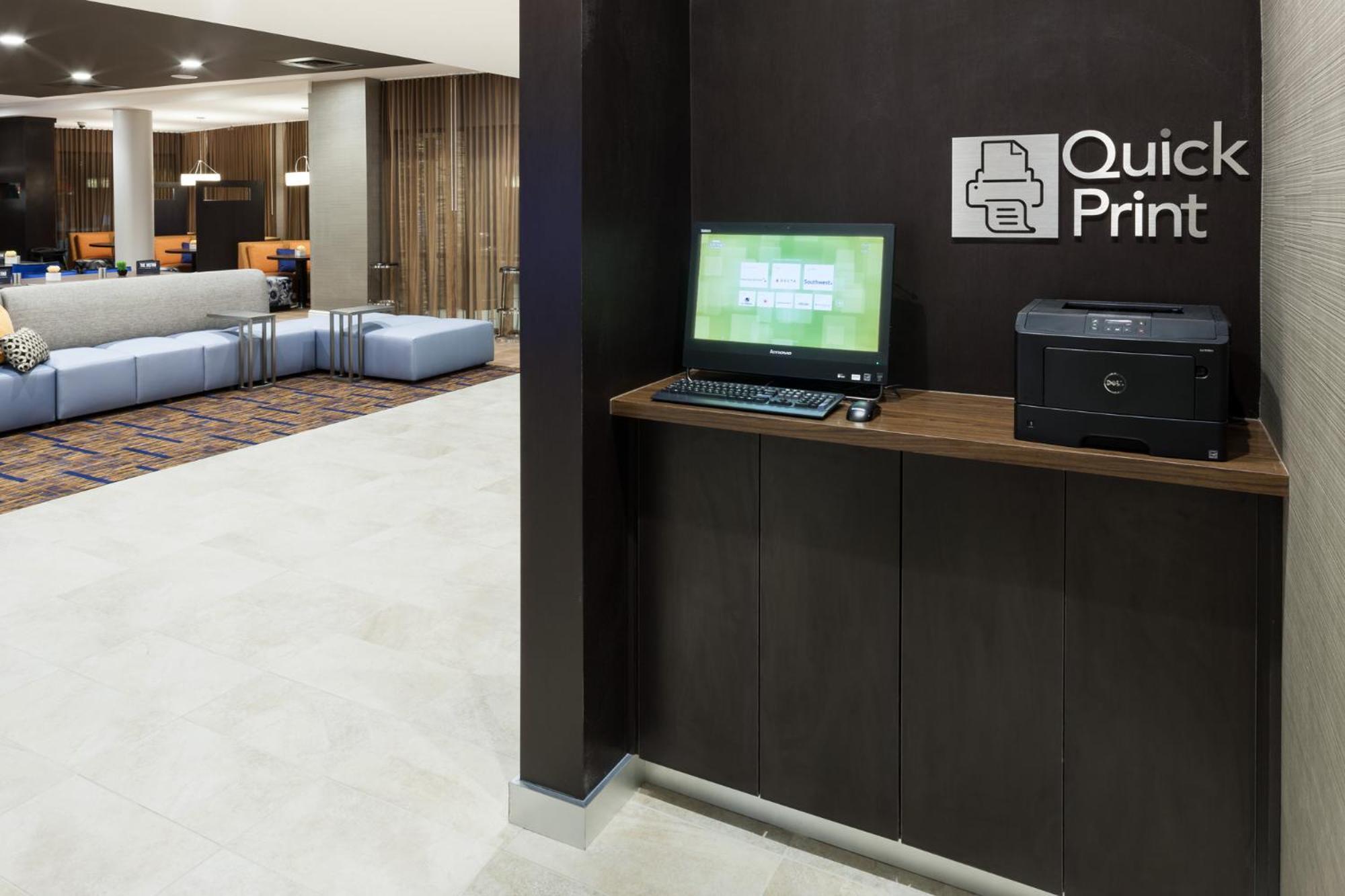 Hotel Courtyard By Marriott Houston North/Shenandoah à The Woodlands Extérieur photo